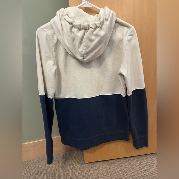 Roxy zip-up hoodie, size S, excellent condition - Picture 2 of 4